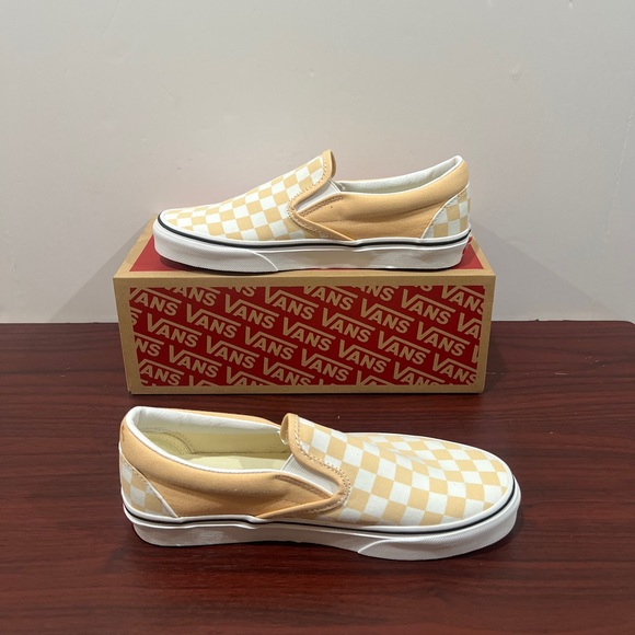 Vans, Classic Slip-On, VN0A7Q5DBLP, Peach & White - Picture 9 of 12